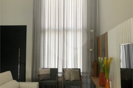 Casa à venda com 3 suítes no condomínio Residencial Fazenda Altaq Vista, Salto de Pirapora - SP