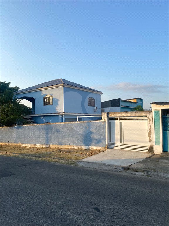 Casa à venda com 4 quartos em Campo Grande, Rio de Janeiro, RJ