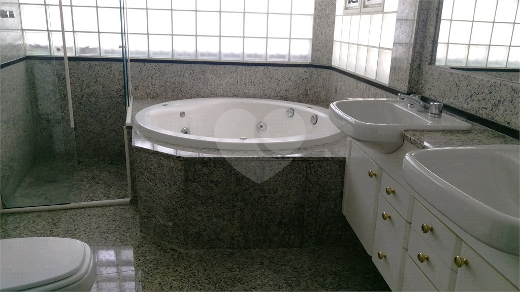 Apartamento à venda com 4 suítes em Vila Suzana, São Paulo, SP