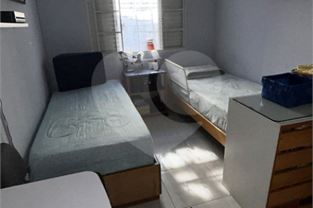 Sobrado à venda com 3 quartos em Água Fria, São Paulo, SP