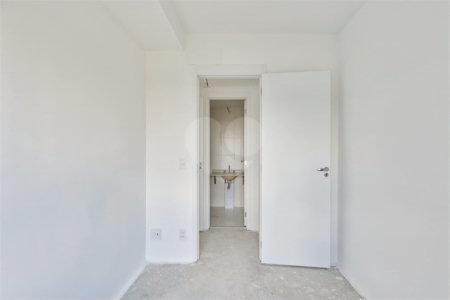 Apartamento à venda com 2 quartos, sendo 1 suíte, em Alto da Boa Vista, São Paulo, SP