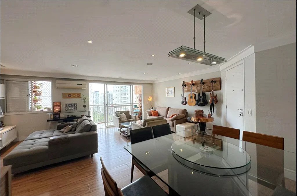 Apartamento à venda com 2 quartos, sendo 1 suíte, em Água Branca, São Paulo, SP