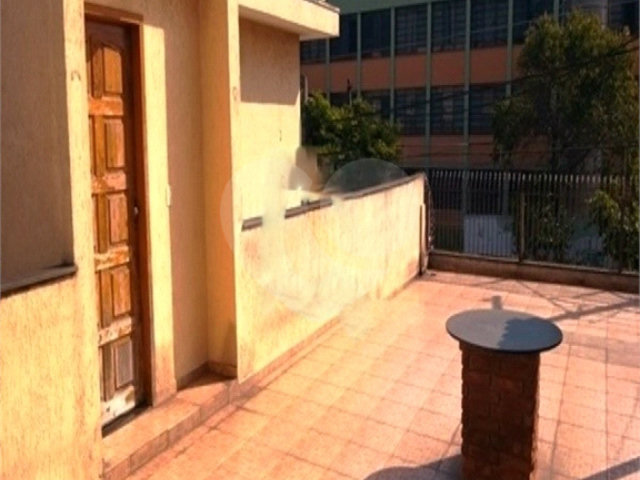 Sobrado à venda com 6 quartos em Vila Maria, São Paulo, SP