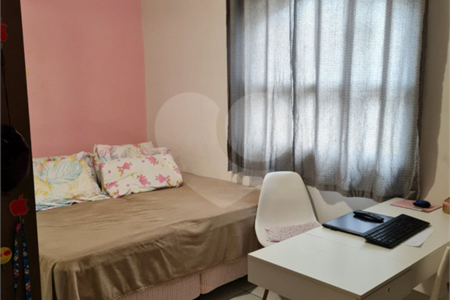 Sobrado à venda com 3 quartos, sendo 1 suíte, em Vila Ester (zona Norte), São Paulo, SP