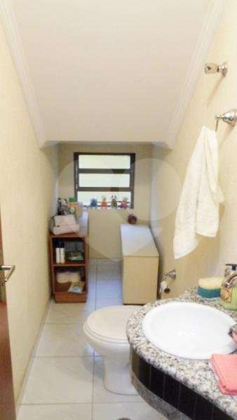 Sobrado à venda com 3 quartos, sendo 1 suíte, em Campo Grande, São Paulo, SP