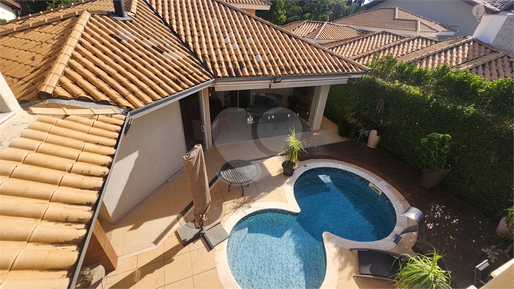 Casa à venda com 3 suítes no condomínio Vivendas do Lago, Sorocaba - SP