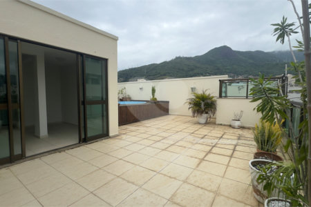Cobertura à venda com 3 quartos, sendo 1 suíte,  em Tijuca, Rio de Janeiro, RJ