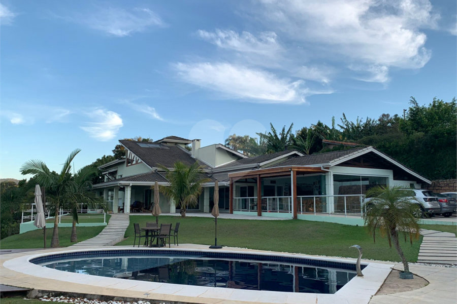 Casa à venda com 4 suítes no condomínio Campos de Mairiporã Gleba 1, Mairiporã - SP