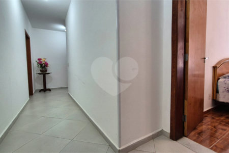 Casa à venda com 5 quartos, sendo 4 suítes, no condomínio Terras de Lucas, Sorocaba - SP
