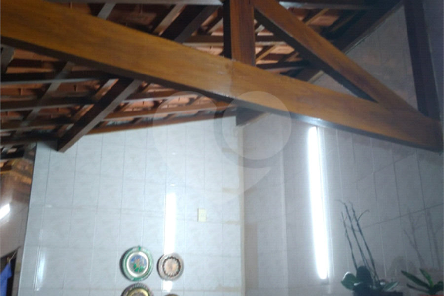 Casa à venda com 4 quartos, sendo 3 suítes, no condomínio Da Serra, São Paulo - SP