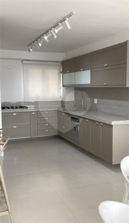 Apartamento à venda com 3 suítes no Centro, Santo André, SP