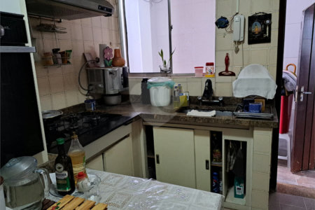 Sobrado à venda com 3 quartos, sendo 1 suíte, em Jardim Prudência, São Paulo, SP