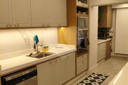 Apartamento à venda com 4 quartos, sendo 3 suítes,  em Jardim do Mar, São Bernardo do Campo, SP