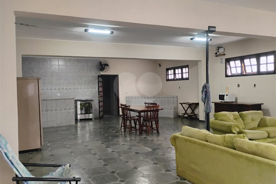 Casa à venda com 4 quartos em Barreiro, Mairiporã, SP