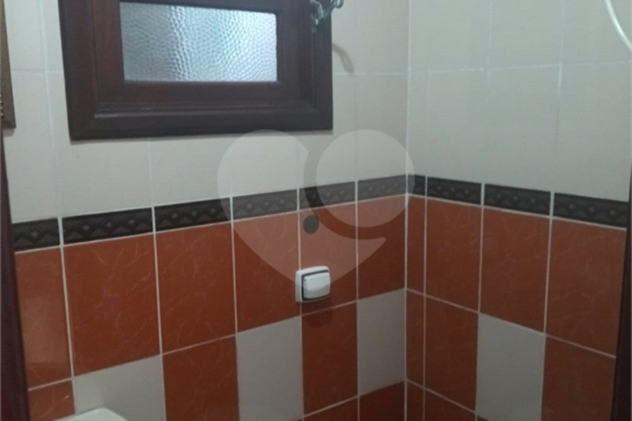Sobrado à venda com 4 quartos, sendo 2 suítes, em Butantã, São Paulo, SP