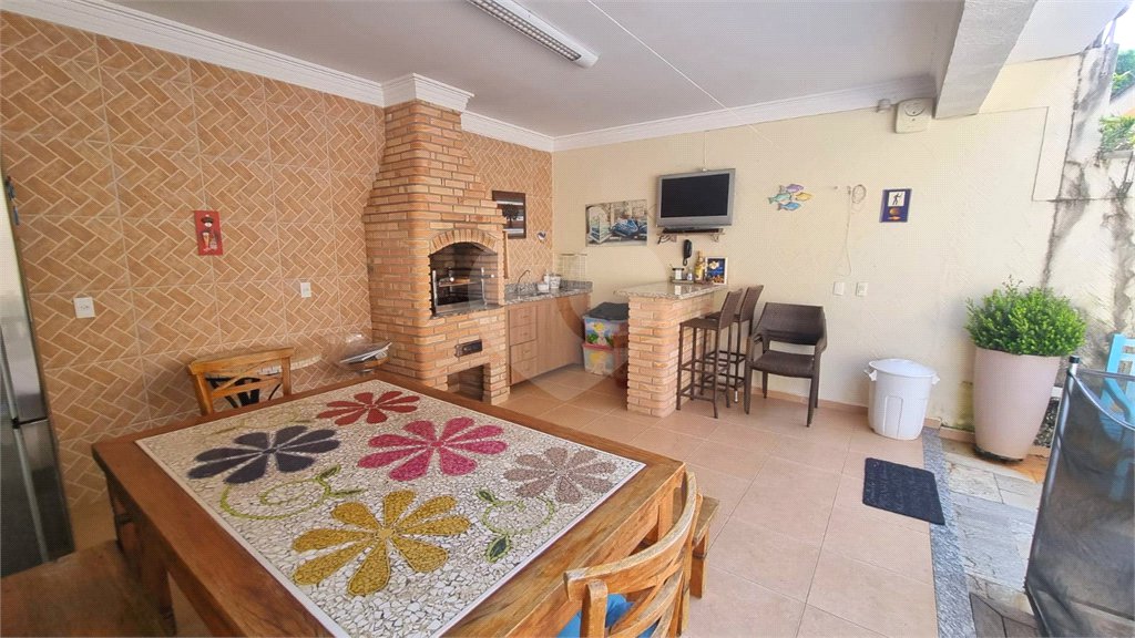 Casa à venda com 3 suítes no condomínio Residencial Cantareira, São Paulo - SP
