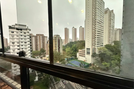 Apartamento à venda com 4 quartos, sendo 3 suítes, em Vila Andrade, São Paulo, SP