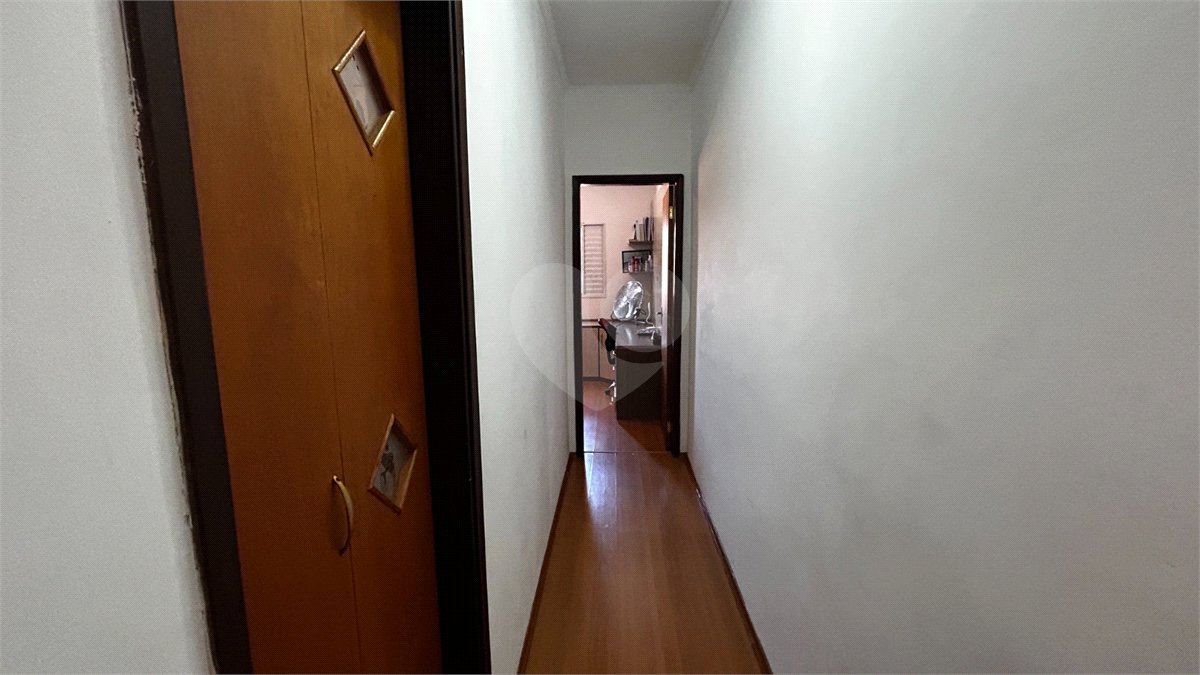 Sobrado à venda com 3 quartos, sendo 2 suítes, em Cidade São Francisco, São Paulo, SP
