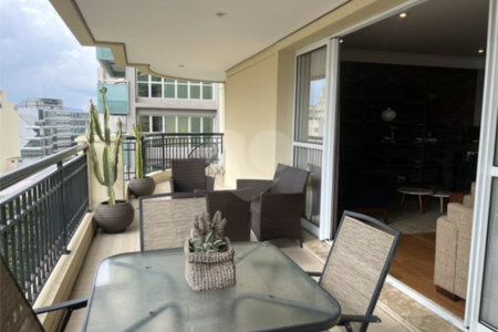 Apartamento à venda com 3 suítes em Perdizes, São Paulo, SP