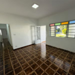 Casa Térrea à venda ou para alugar com 2 suítes em Alvinópolis, Atibaia, SP