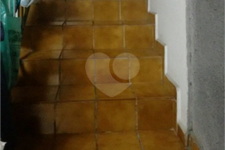Sobrado à venda com 4 quartos, sendo 2 suítes, em Vila Gustavo, São Paulo, SP