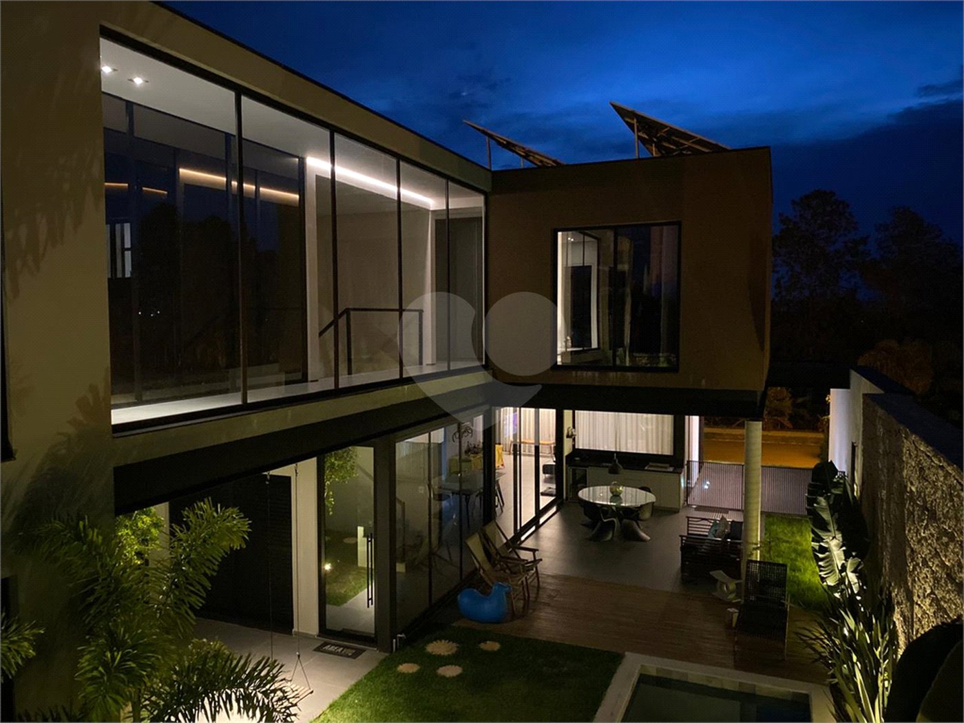 Casa à venda com 4 suítes no condomínio Villas do Golfe, Itu - SP