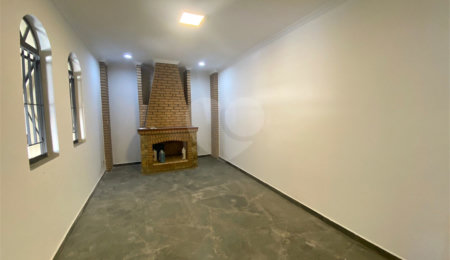 Casa à venda com 4 quartos, sendo 2 suítes,  em Jardim do Lago, Atibaia, SP