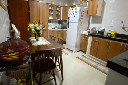 Casa em condomínio à venda com 4 quartos, sendo 1 suíte, em Baleia, São Pedro da Aldeia, RJ