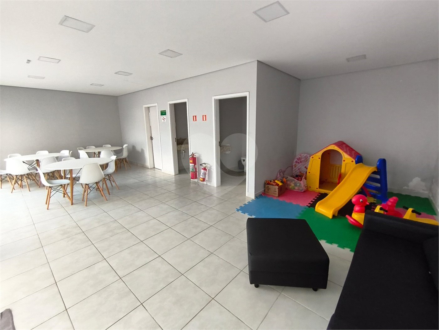 Apartamento à venda com 2 quartos em Vila Asem, Itapetininga, SP