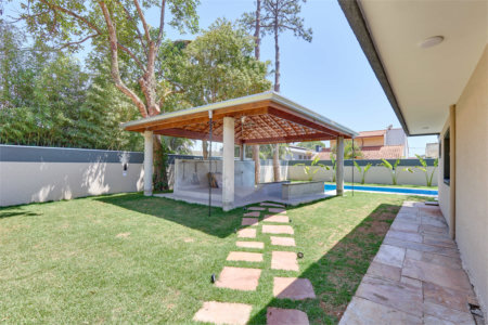 Casa Térrea à venda com 4 quartos, sendo 3 suítes, em Jardim Prudência, São Paulo, SP
