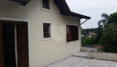 Sobrado à venda com 3 quartos, sendo 1 suíte,  em Jardim Virginia Bianca, São Paulo, SP