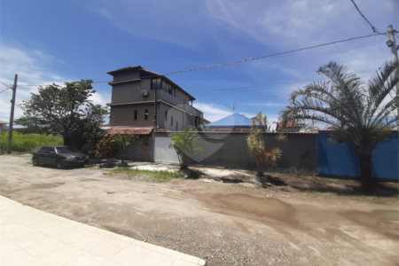Casa à venda com 4 suítes em Santa Cruz, Rio de Janeiro, RJ
