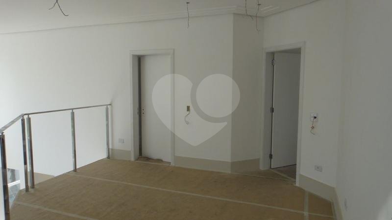 Casa à venda com 3 suítes no condomínio Villa Castanheira, São Paulo - SP