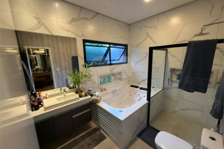Casa à venda com 3 suítes no condomínio Costa das Areias, Salto - SP