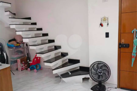 Cobertura à venda com 2 quartos, sendo 1 suíte, em Parque Novo Oratório, Santo André, SP