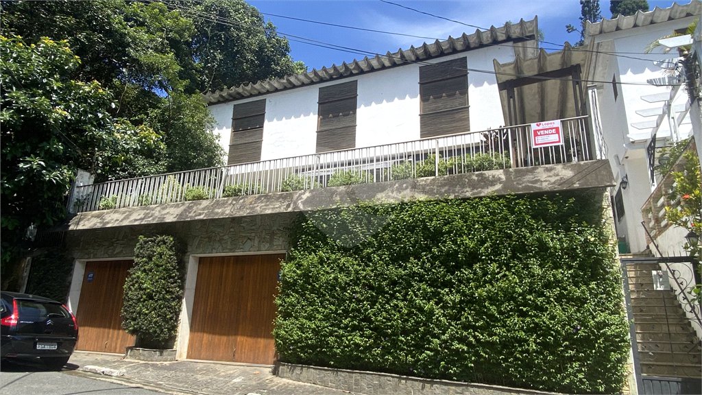Sobrado à venda com 3 quartos, sendo 1 suíte, em Vila Nova Caledônia, São Paulo, SP
