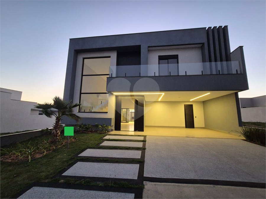 Casa à venda com 4 suítes no condomínio Residencial Dona Maria Candida, Indaiatuba - SP