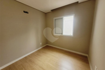 Casa à venda com 3 quartos, sendo 1 suíte, em Jardim Bom Sucesso, Indaiatuba, SP