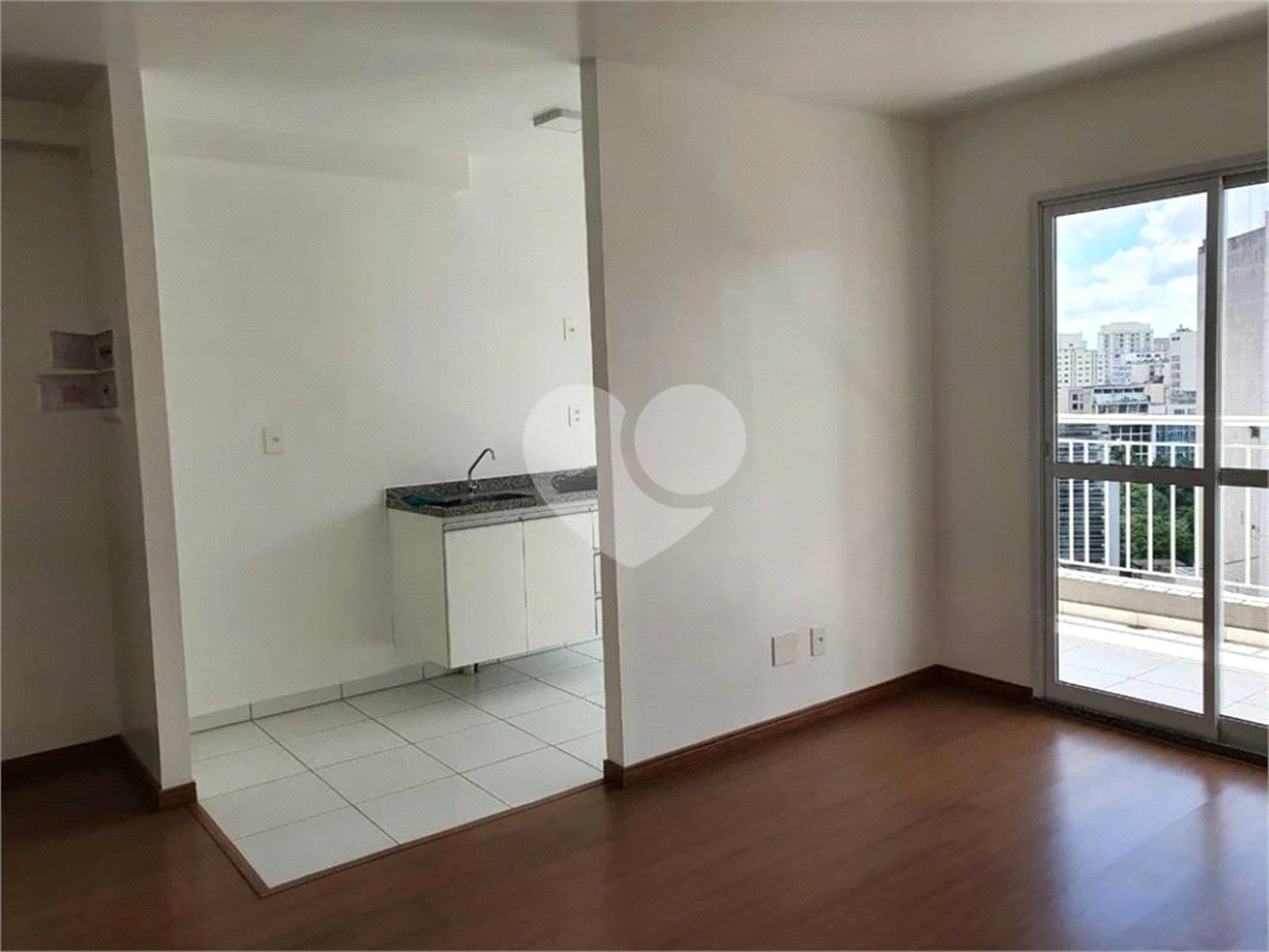 Apartamento à venda com 1 suíte em República, São Paulo, SP