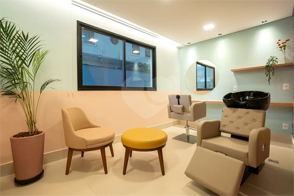 Apartamento à venda com 3 quartos, sendo 1 suíte,  em Planalto Paulista, São Paulo, SP