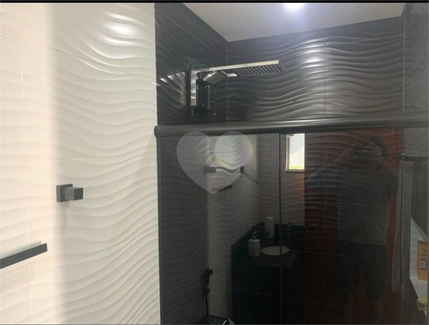 Casa à venda com 4 quartos, sendo 3 suítes,  no condomínio Real Park Tietê, Mogi das Cruzes - SP
