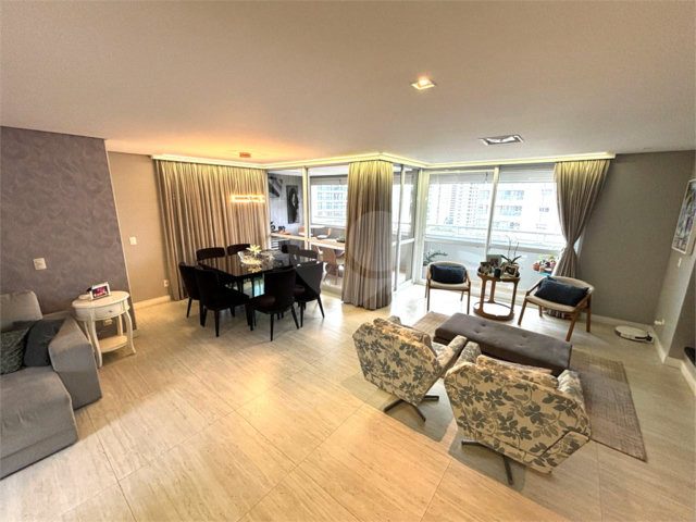 Apartamento à venda com 4 quartos, sendo 3 suítes, em Santana, São Paulo, SP