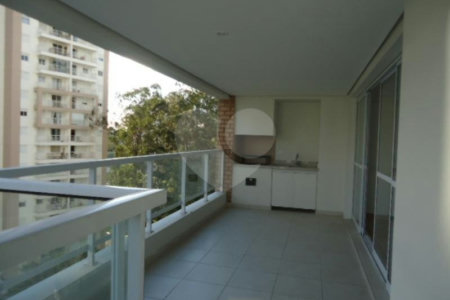 Apartamento à venda com 3 quartos, sendo 1 suíte, em Vila Suzana, São Paulo, SP