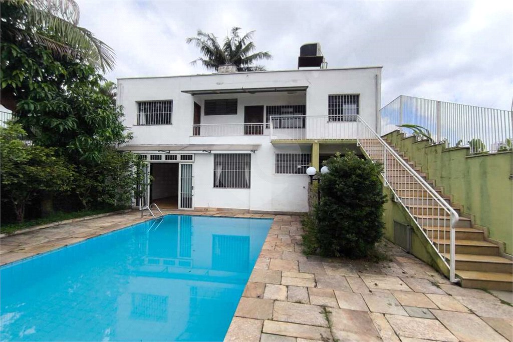 Casa à venda com 5 quartos, sendo 3 suítes,  em Brooklin Paulista, São Paulo, SP