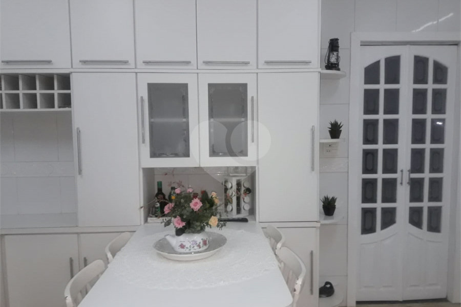 Sobrado à venda com 3 quartos, sendo 1 suíte, em Vila Paulicéia, São Paulo, SP