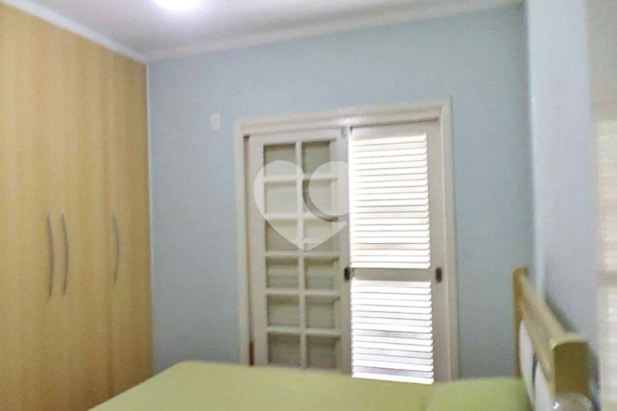 Casa à venda com 6 quartos, sendo 5 suítes,  no condomínio Conjunto Residencial Itaguaçu, São Paulo - SP