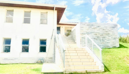 Casa à venda com 3 quartos, sendo 1 suíte,  no condomínio Residencial Patrimônio do Carmo, São Roque - SP