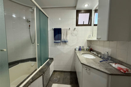 Apartamento à venda com 3 suítes em Santana, São Paulo, SP