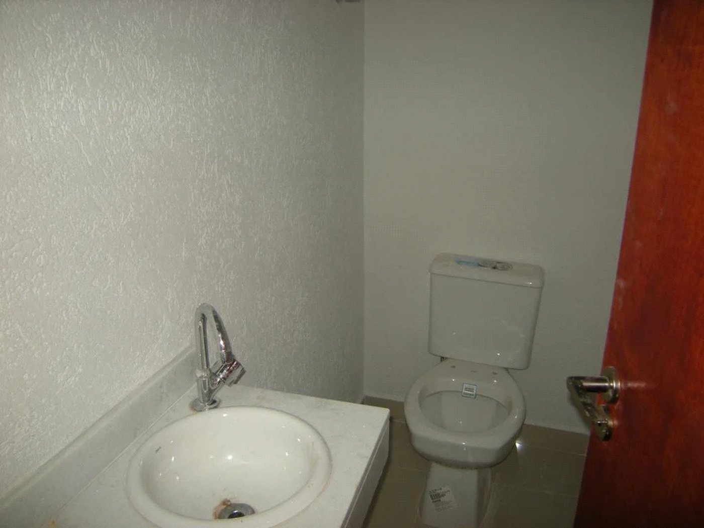 Casa à venda com 2 suítes em Jardim Odete, São Paulo, SP