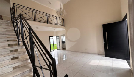 Casa à venda com 3 suítes no condomínio Residencial Maria Dulce, Indaiatuba - SP